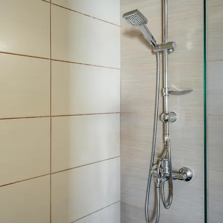 Frantzis 6 Nisyros Island * Skála