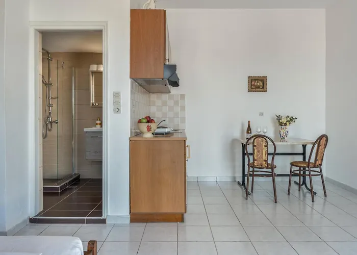 Frantzis 6 Nisyros Island Skála