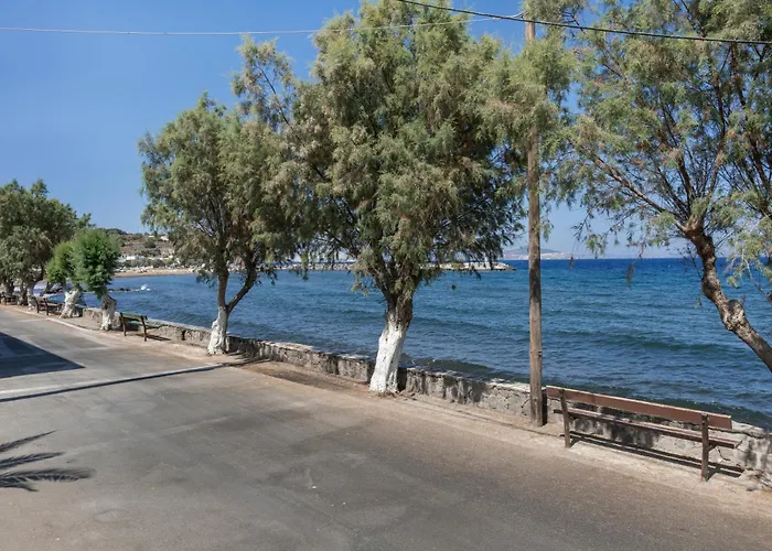 Frantzis 6 Nisyros Island * Skála